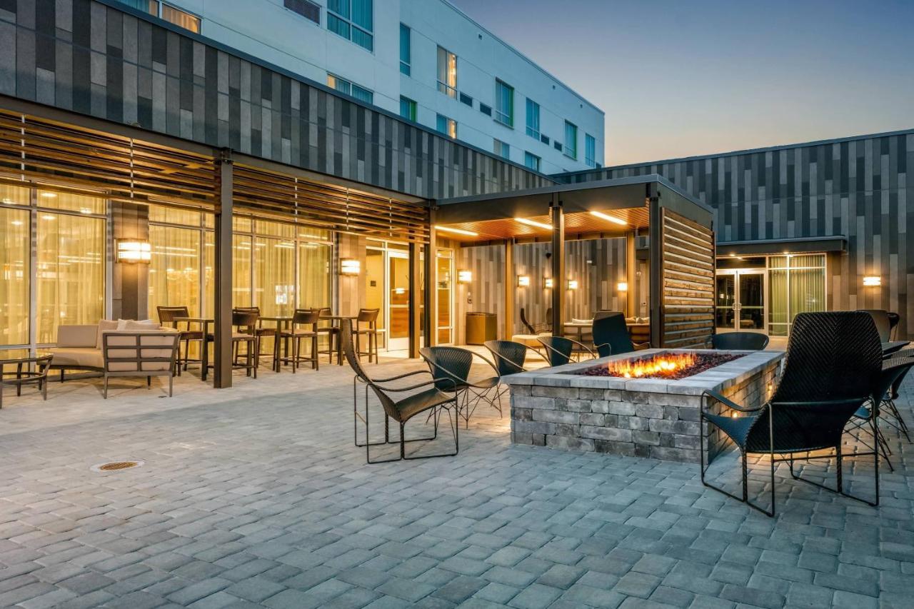 פולר Courtyard By Marriott Savannah Airport מראה חיצוני תמונה